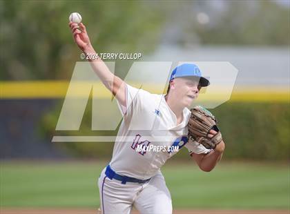 Thumbnail 2 in Panguitch vs. Piute (UHSAA 1A Quarterfinal) photogallery.