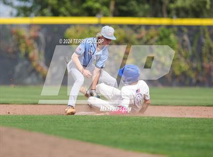 Thumbnail 3 in Panguitch vs. Piute (UHSAA 1A Quarterfinal) photogallery.