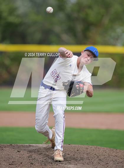 Thumbnail 3 in Panguitch vs. Piute (UHSAA 1A Quarterfinal) photogallery.