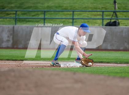 Thumbnail 2 in Panguitch vs. Piute (UHSAA 1A Quarterfinal) photogallery.
