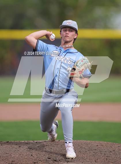 Thumbnail 2 in Panguitch vs. Piute (UHSAA 1A Quarterfinal) photogallery.