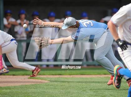 Thumbnail 3 in Panguitch vs. Piute (UHSAA 1A Quarterfinal) photogallery.
