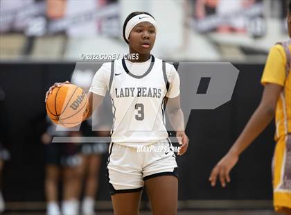 Thumbnail 2 in Perry vs Houston County  photogallery.