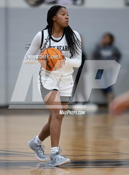 Thumbnail 2 in Perry vs Houston County  photogallery.