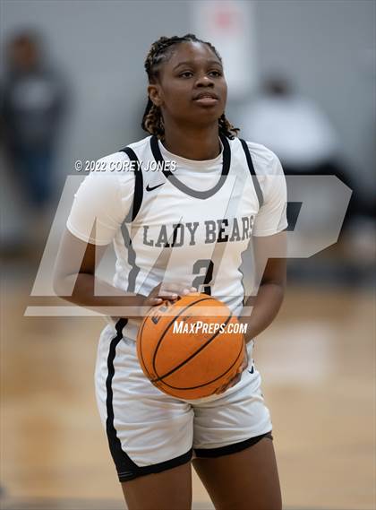 Thumbnail 1 in Perry vs Houston County  photogallery.
