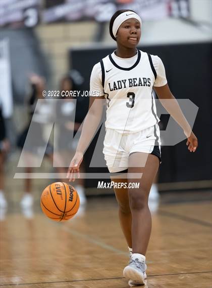 Thumbnail 2 in Perry vs Houston County  photogallery.