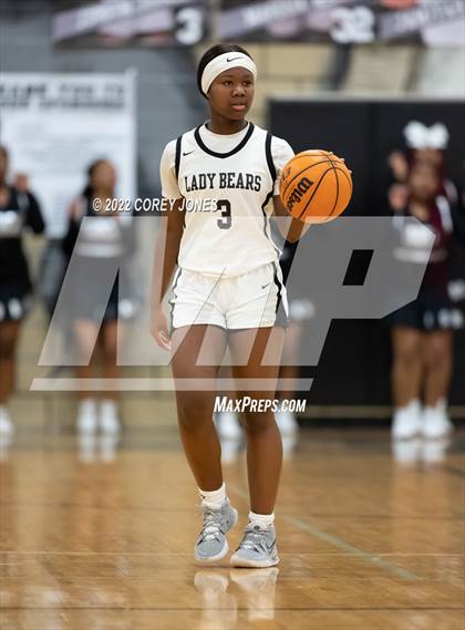 Thumbnail 2 in Perry vs Houston County  photogallery.