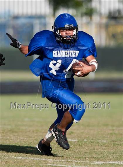Thumbnail 2 in Channelview vs Dobie (Freshmen B) photogallery.