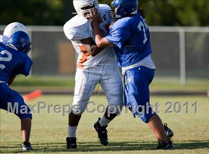 Thumbnail 2 in Channelview vs Dobie (Freshmen B) photogallery.