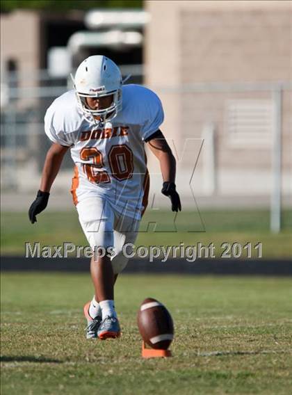 Thumbnail 2 in Channelview vs Dobie (Freshmen B) photogallery.