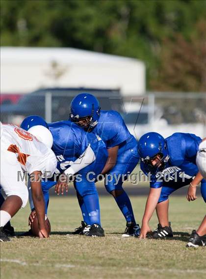 Thumbnail 2 in Channelview vs Dobie (Freshmen B) photogallery.