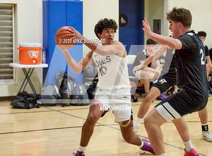 Thumbnail 2 in AGBU @ Laguna Blanca photogallery.