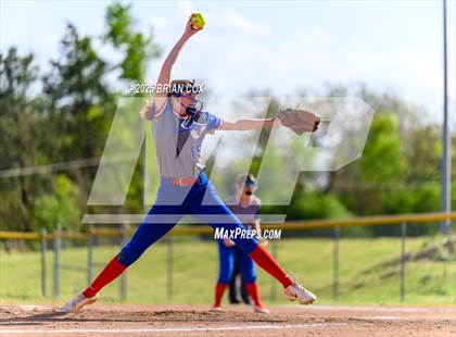 Thumbnail 2 in Mountainburg @ Cotter photogallery.