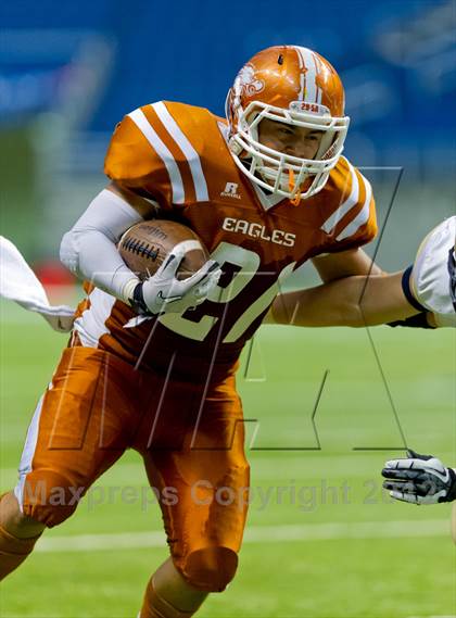 Thumbnail 3 in Eagle Pass vs. Edinburg North (UIL 5A Division 2 Bi-District Playoff) photogallery.