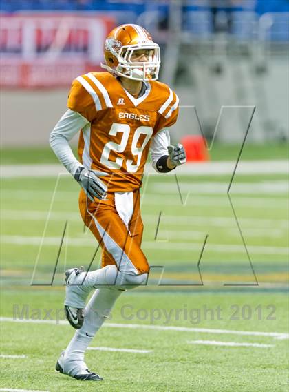Thumbnail 2 in Eagle Pass vs. Edinburg North (UIL 5A Division 2 Bi-District Playoff) photogallery.
