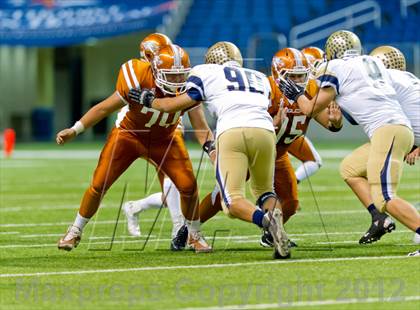 Thumbnail 1 in Eagle Pass vs. Edinburg North (UIL 5A Division 2 Bi-District Playoff) photogallery.