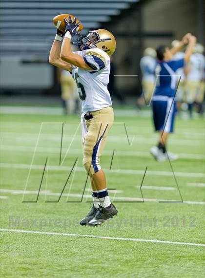 Thumbnail 1 in Eagle Pass vs. Edinburg North (UIL 5A Division 2 Bi-District Playoff) photogallery.