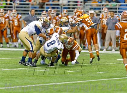 Thumbnail 1 in Eagle Pass vs. Edinburg North (UIL 5A Division 2 Bi-District Playoff) photogallery.