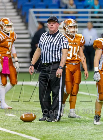 Thumbnail 3 in Eagle Pass vs. Edinburg North (UIL 5A Division 2 Bi-District Playoff) photogallery.