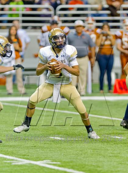 Thumbnail 3 in Eagle Pass vs. Edinburg North (UIL 5A Division 2 Bi-District Playoff) photogallery.