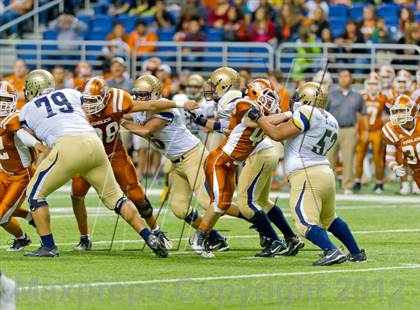 Thumbnail 2 in Eagle Pass vs. Edinburg North (UIL 5A Division 2 Bi-District Playoff) photogallery.