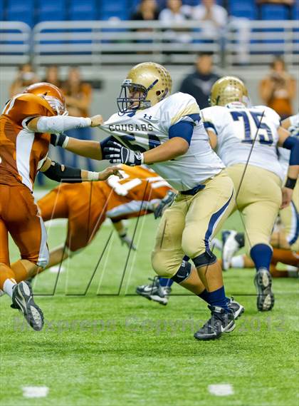 Thumbnail 2 in Eagle Pass vs. Edinburg North (UIL 5A Division 2 Bi-District Playoff) photogallery.