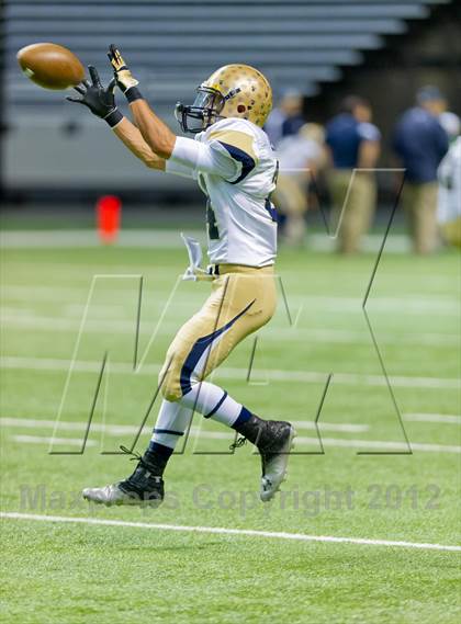 Thumbnail 3 in Eagle Pass vs. Edinburg North (UIL 5A Division 2 Bi-District Playoff) photogallery.