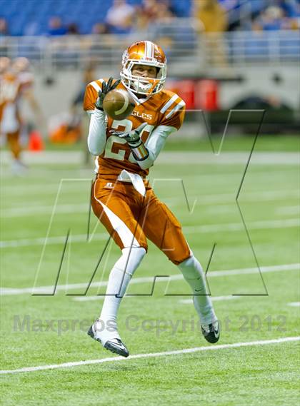 Thumbnail 3 in Eagle Pass vs. Edinburg North (UIL 5A Division 2 Bi-District Playoff) photogallery.