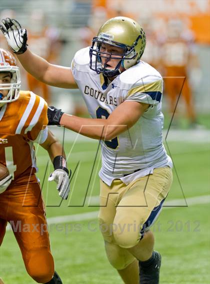 Thumbnail 1 in Eagle Pass vs. Edinburg North (UIL 5A Division 2 Bi-District Playoff) photogallery.