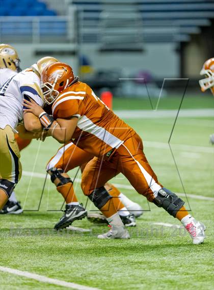 Thumbnail 3 in Eagle Pass vs. Edinburg North (UIL 5A Division 2 Bi-District Playoff) photogallery.