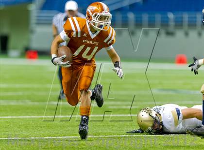 Thumbnail 3 in Eagle Pass vs. Edinburg North (UIL 5A Division 2 Bi-District Playoff) photogallery.
