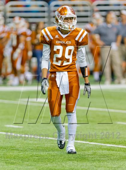 Thumbnail 1 in Eagle Pass vs. Edinburg North (UIL 5A Division 2 Bi-District Playoff) photogallery.