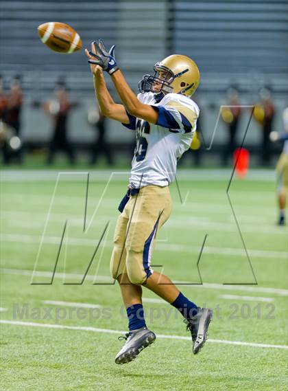 Thumbnail 2 in Eagle Pass vs. Edinburg North (UIL 5A Division 2 Bi-District Playoff) photogallery.