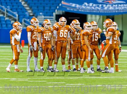 Thumbnail 3 in Eagle Pass vs. Edinburg North (UIL 5A Division 2 Bi-District Playoff) photogallery.