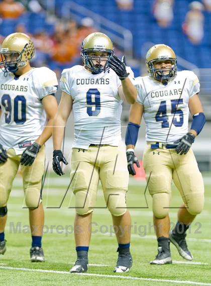 Thumbnail 1 in Eagle Pass vs. Edinburg North (UIL 5A Division 2 Bi-District Playoff) photogallery.