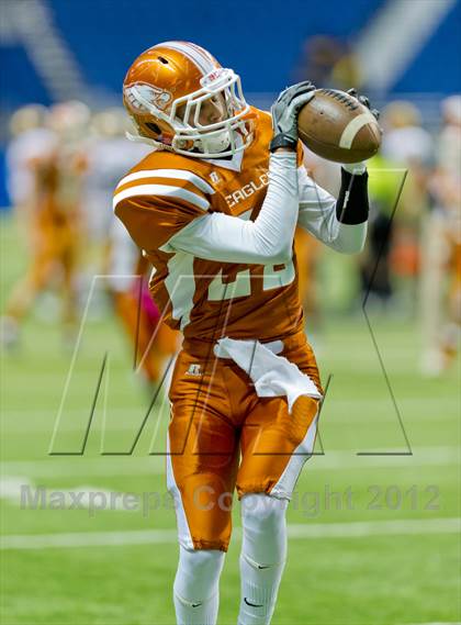 Thumbnail 3 in Eagle Pass vs. Edinburg North (UIL 5A Division 2 Bi-District Playoff) photogallery.