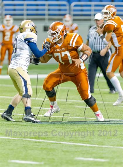 Thumbnail 1 in Eagle Pass vs. Edinburg North (UIL 5A Division 2 Bi-District Playoff) photogallery.