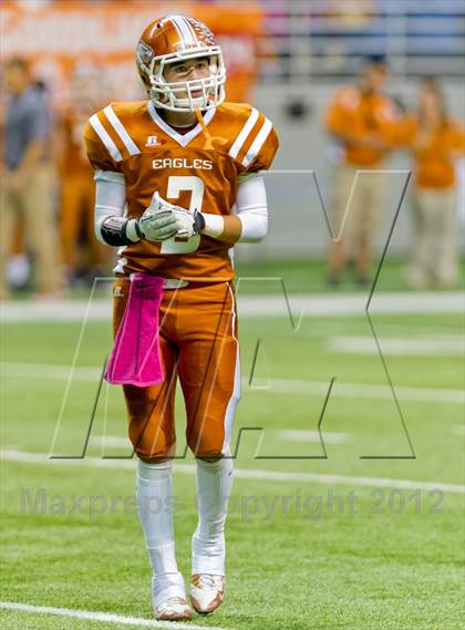 Thumbnail 3 in Eagle Pass vs. Edinburg North (UIL 5A Division 2 Bi-District Playoff) photogallery.