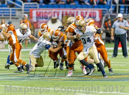Thumbnail 3 in Eagle Pass vs. Edinburg North (UIL 5A Division 2 Bi-District Playoff) photogallery.