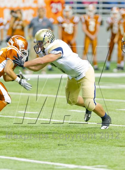 Thumbnail 3 in Eagle Pass vs. Edinburg North (UIL 5A Division 2 Bi-District Playoff) photogallery.