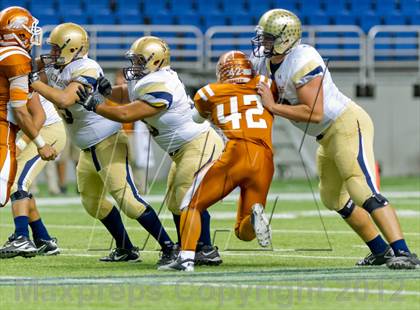 Thumbnail 1 in Eagle Pass vs. Edinburg North (UIL 5A Division 2 Bi-District Playoff) photogallery.