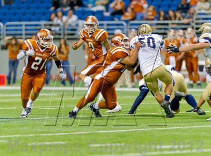 Thumbnail 2 in Eagle Pass vs. Edinburg North (UIL 5A Division 2 Bi-District Playoff) photogallery.