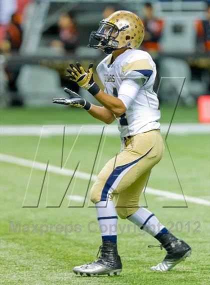 Thumbnail 3 in Eagle Pass vs. Edinburg North (UIL 5A Division 2 Bi-District Playoff) photogallery.