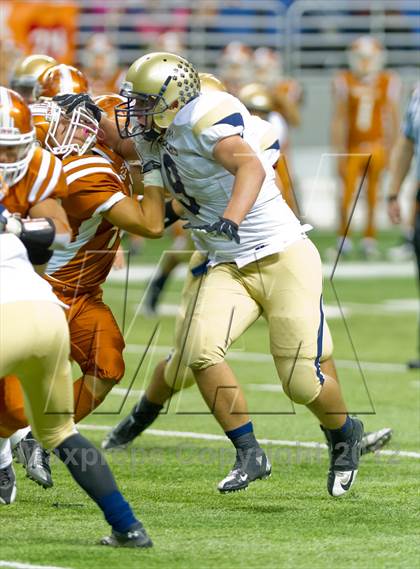 Thumbnail 2 in Eagle Pass vs. Edinburg North (UIL 5A Division 2 Bi-District Playoff) photogallery.