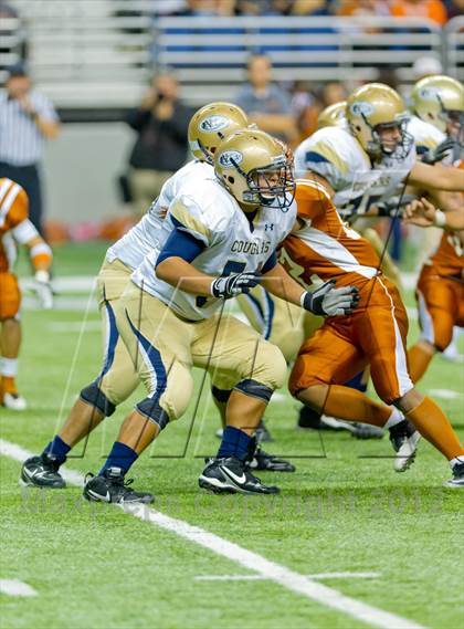 Thumbnail 2 in Eagle Pass vs. Edinburg North (UIL 5A Division 2 Bi-District Playoff) photogallery.