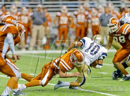 Thumbnail 2 in Eagle Pass vs. Edinburg North (UIL 5A Division 2 Bi-District Playoff) photogallery.