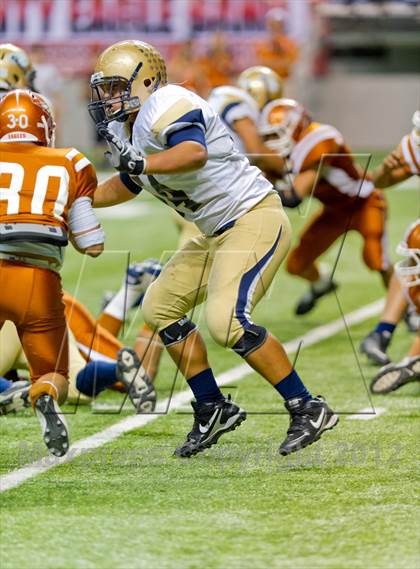 Thumbnail 2 in Eagle Pass vs. Edinburg North (UIL 5A Division 2 Bi-District Playoff) photogallery.