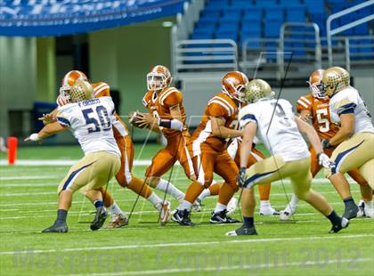 Thumbnail 3 in Eagle Pass vs. Edinburg North (UIL 5A Division 2 Bi-District Playoff) photogallery.