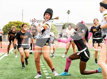 Thumbnail 1 in Highland vs. Ventura photogallery.