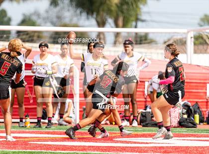 Thumbnail 1 in Highland vs. Ventura photogallery.
